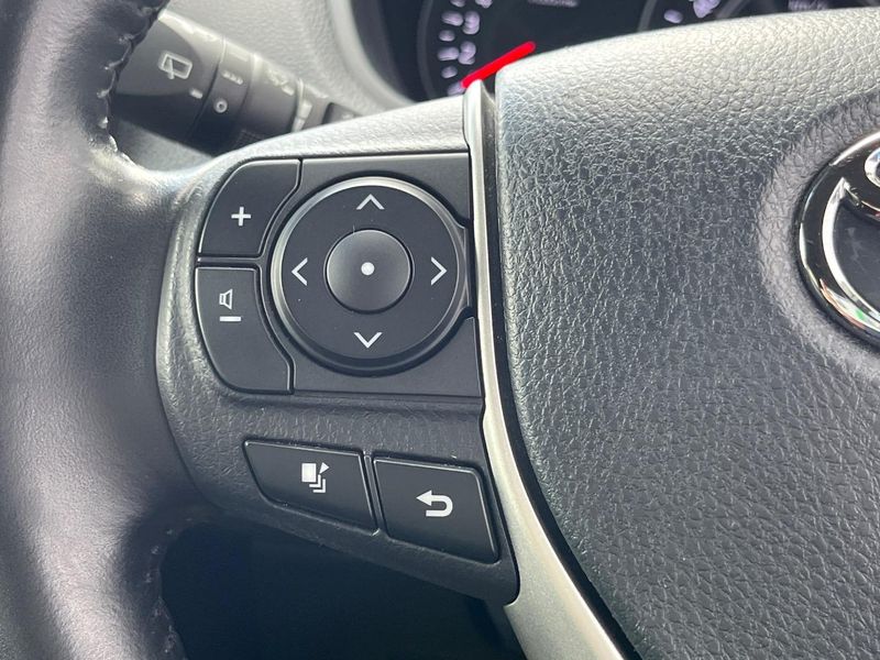 2019 Toyota Voxy DBA-ZRR80W (UW-6a94f2fd36330)[14]