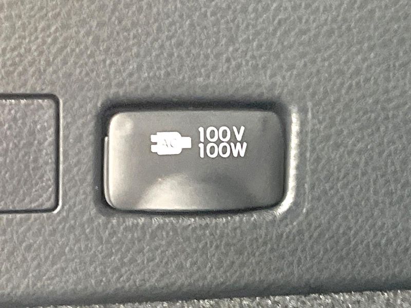 2017 Toyota Harrier DBA-ZSU60W (UW-6a94f308c7a0c)[19]