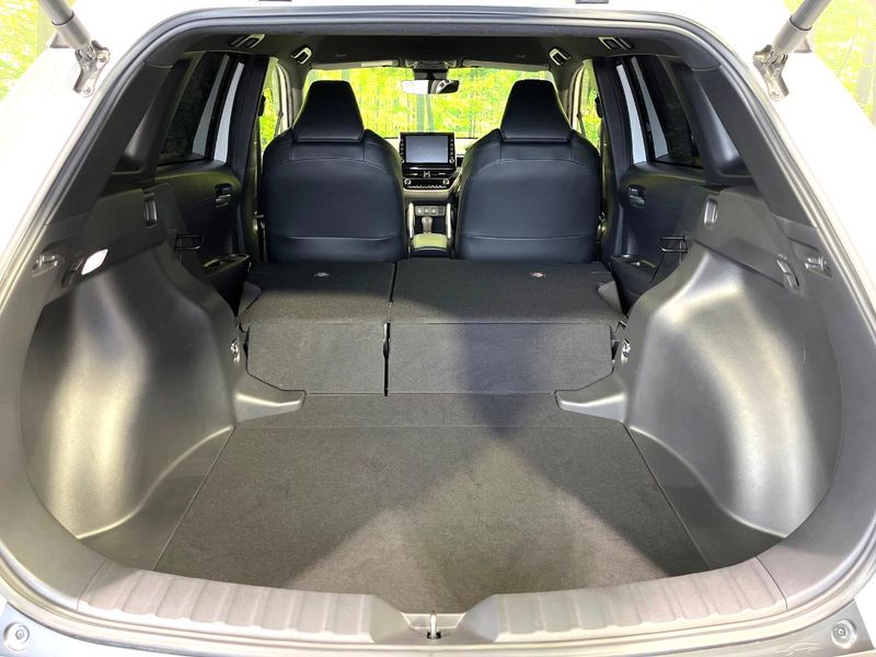 2023 Toyota Corolla Cross 6AA-ZVG11 (UW-6a94f30b934e7)[14]