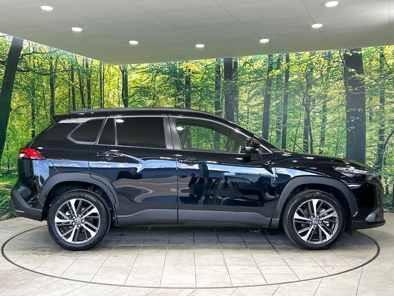 2023 Toyota Corolla Cross 6AA-ZVG11 (UW-6a94f30c7ef98)[9]