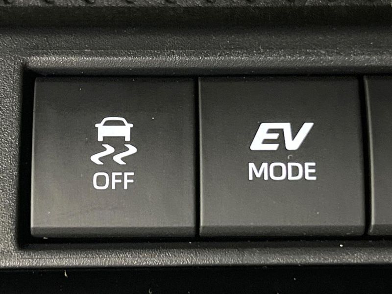 2025 Toyota Corolla Cross 6AA-ZVG13 (UW-6a94f311b792c)[25]