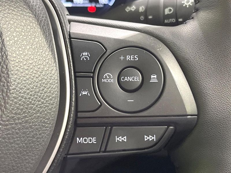 2025 Toyota Corolla Cross 6AA-ZVG13 (UW-6a94f311b792c)[17]
