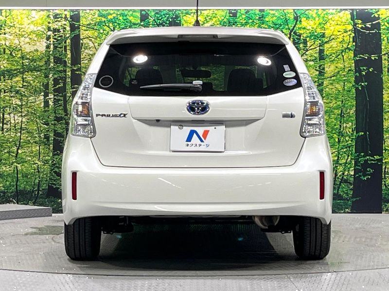 2013 Toyota Prius α DAA-ZVW41W (UW-6a94f31cd30ac)[14]