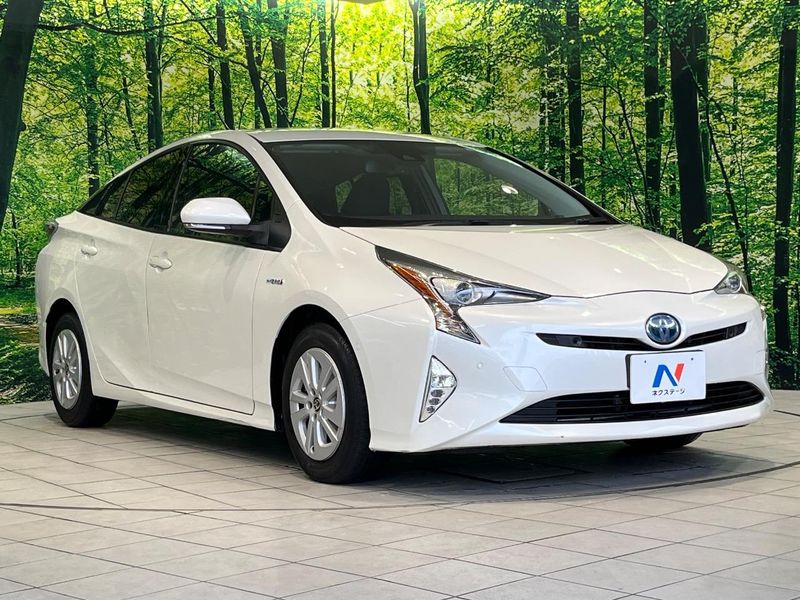 2017 Toyota Prius DAA-ZVW50 (UW-6a94f31f82ce2)[18]