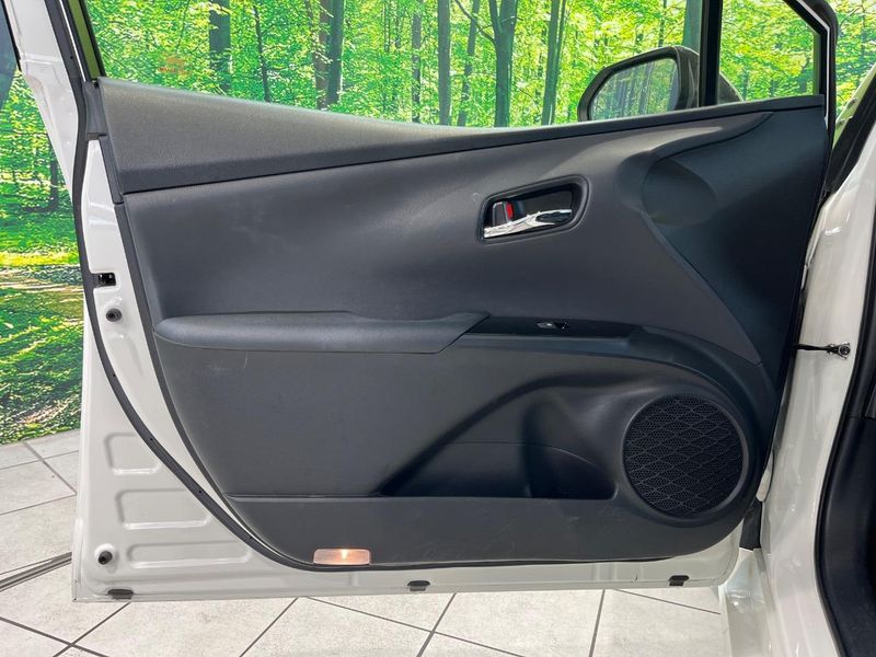 2017 Toyota Prius DAA-ZVW50 (UW-6a94f31f82ce2)[20]