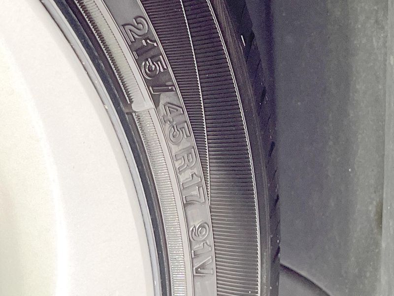 2021 Toyota Prius 6AA-ZVW51 (UW-6a94f327b8529)[25]