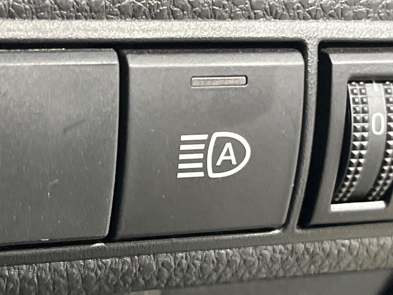 2022 Toyota Corolla Sport 6AA-ZWE213H (UW-6a94f3308640f)[18]