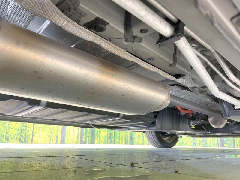 2023 Toyota Voxy 6AA-ZWR90W (UW-6a94f33f1d3c1)[19]
