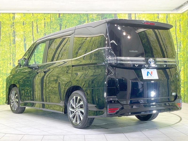 2023 Toyota Voxy 6AA-ZWR90W (UW-6a94f33f1d3c1)[10]