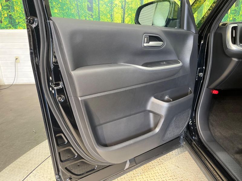 2024 Toyota Voxy 6AA-ZWR90W (UW-6a94f343abd69)[18]