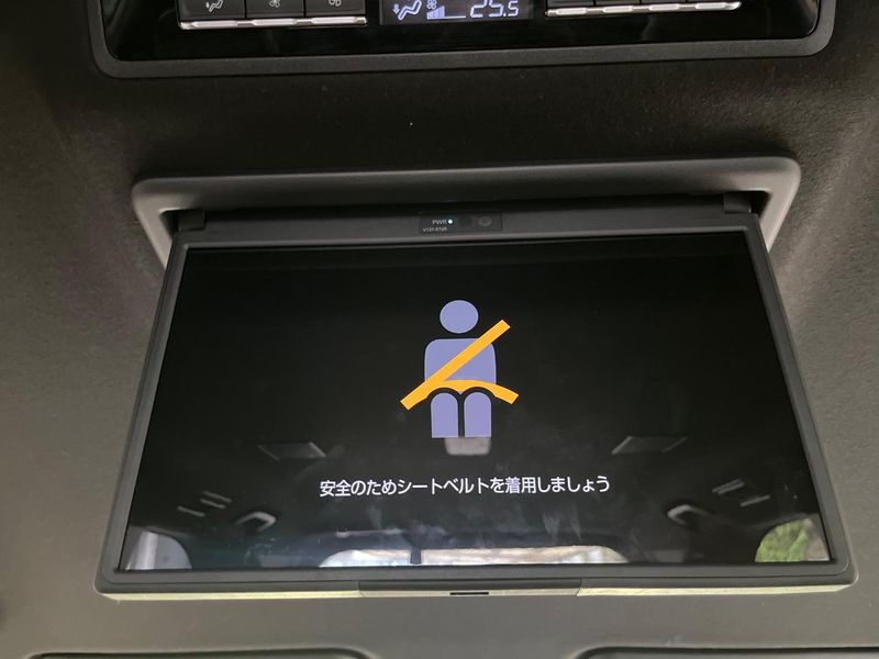 2024 Toyota Voxy 6AA-ZWR90W (UW-6a94f343abd69)[24]