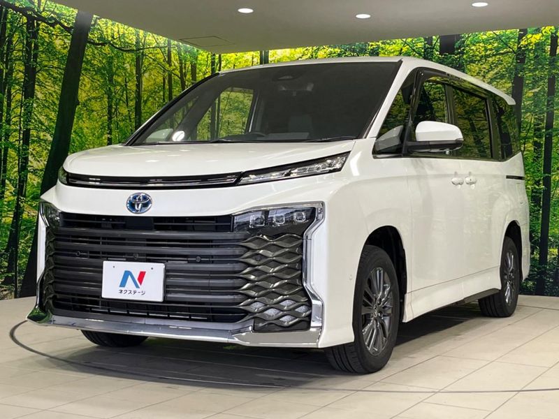 2022 Toyota Voxy 6AA-ZWR95W (UW-6a94f34a08d20)[12]