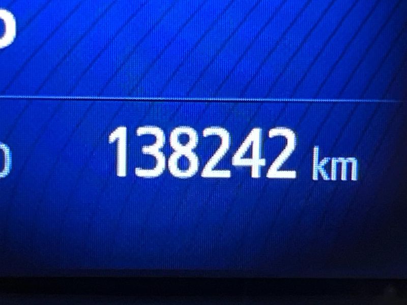 2017 Toyota C-HR DAA-ZYX10 (UW-6a94f34c19710)[2]