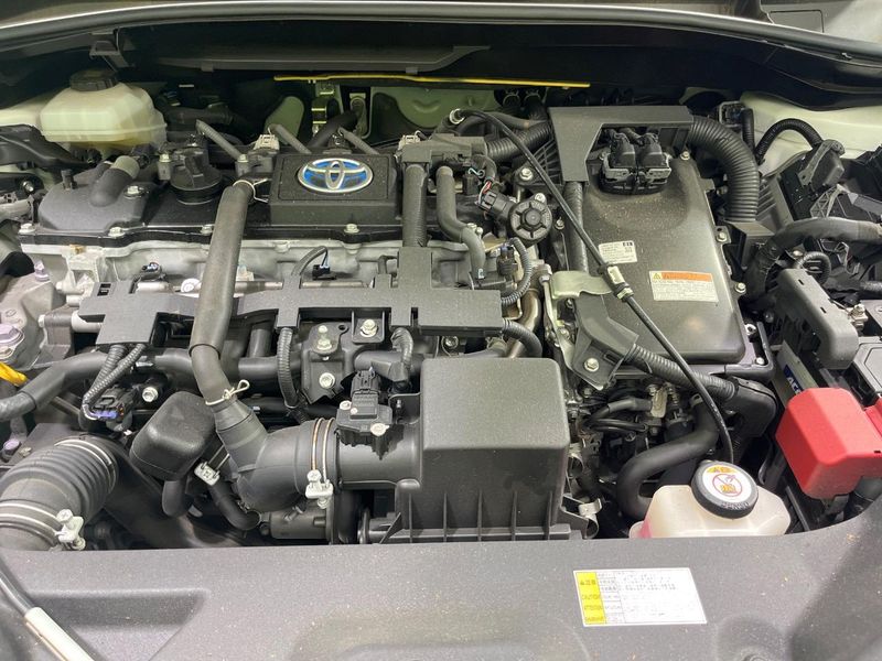 2017 Toyota C-HR DAA-ZYX10 (UW-6a94f34c4c5fd)[4]