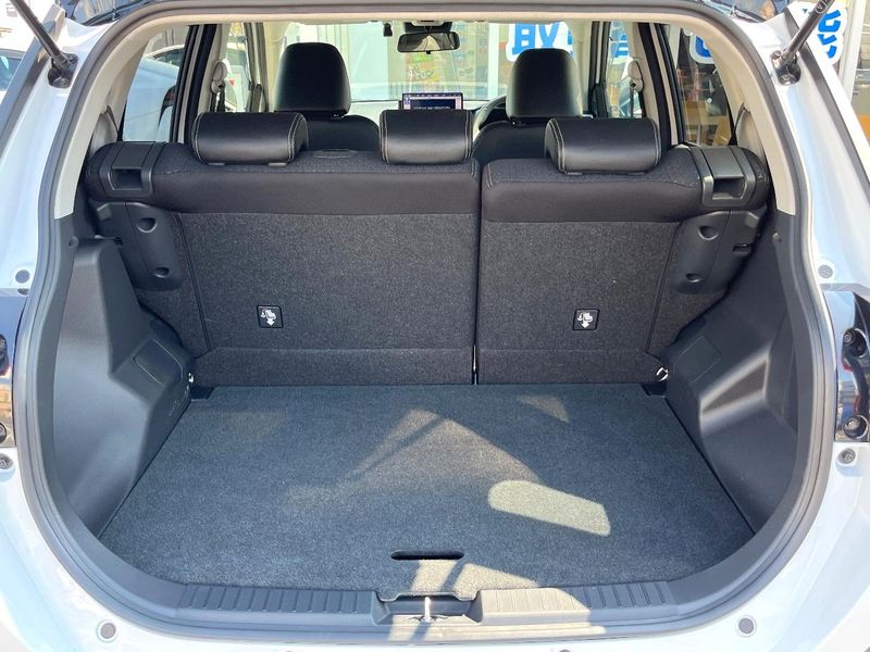 2023 Daihatsu Rocky 5AA-A202S (UW-6a9640a44f3ef)[16]