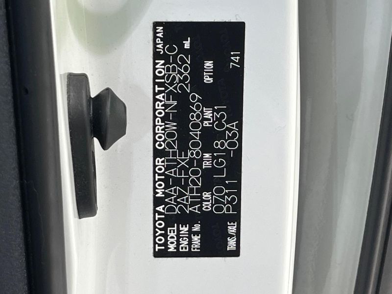 2014 Toyota Vellfire Hybrid DAA-ATH20W (UW-6a9640e87894d)[1]
