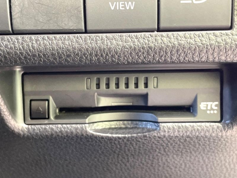 2021 Toyota RAV4 6AA-AXAH54 (UW-6a9640ee6ed3d)[17]