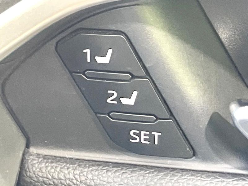 2021 Toyota RAV4 6AA-AXAH54 (UW-6a9640ee6ed3d)[13]