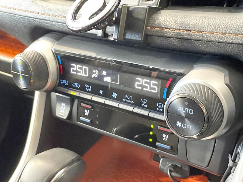 2021 Toyota RAV4 6AA-AXAH54 (UW-6a9640ee6ed3d)[27]