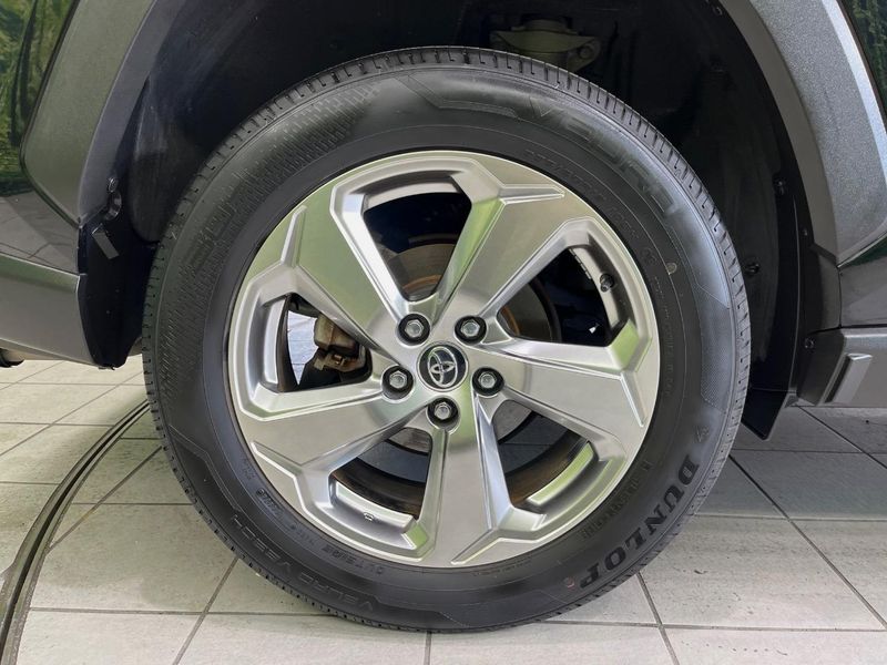 2019 Toyota RAV4 6AA-AXAH54 (UW-6a9640ef4d88a)[19]