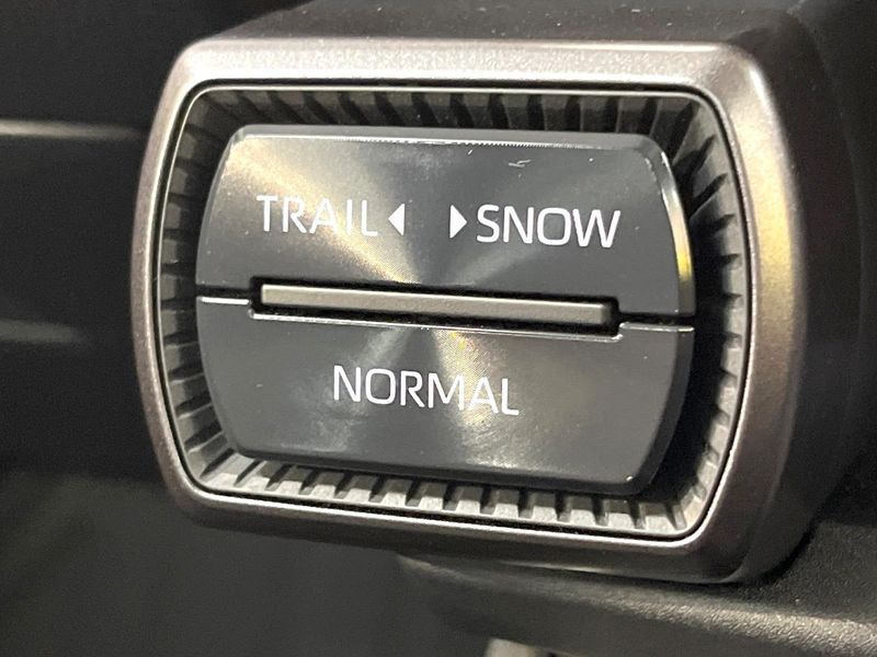 2026 Toyota RAV4 6AA-AXAN64 (UW-6a9640f40c89c)[21]