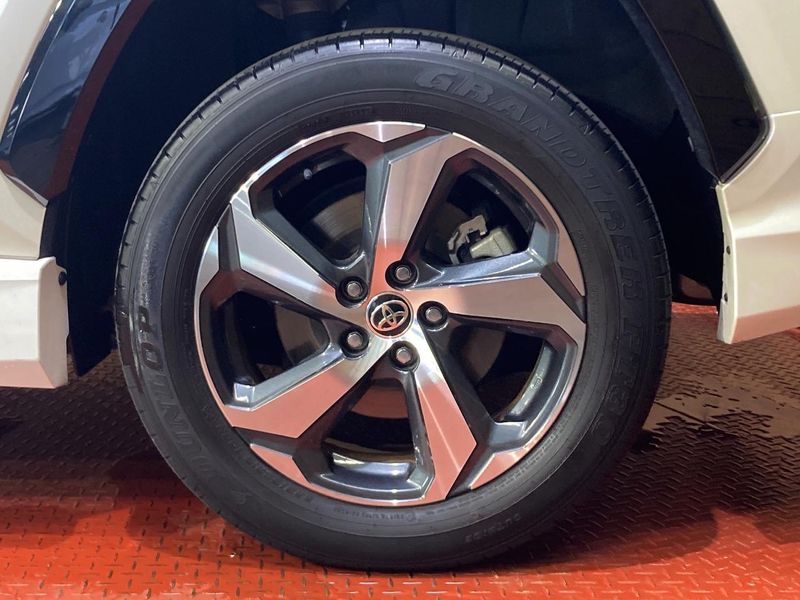 2022 Toyota RAV4 PHV 6LA-AXAP54 (UW-6a9640f6dec8f)[13]