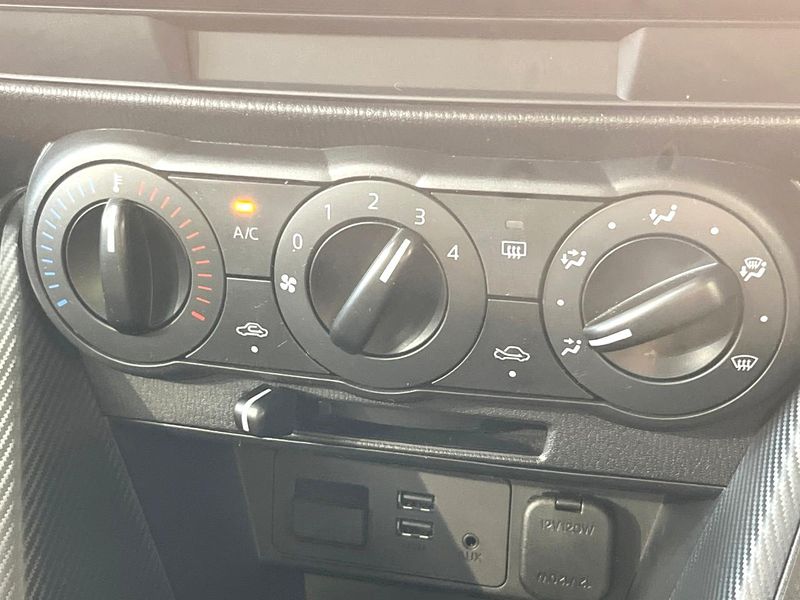 2023 Mazda Mazda2 5BA-DJLFS (UW-6a96416d959f9)[18]