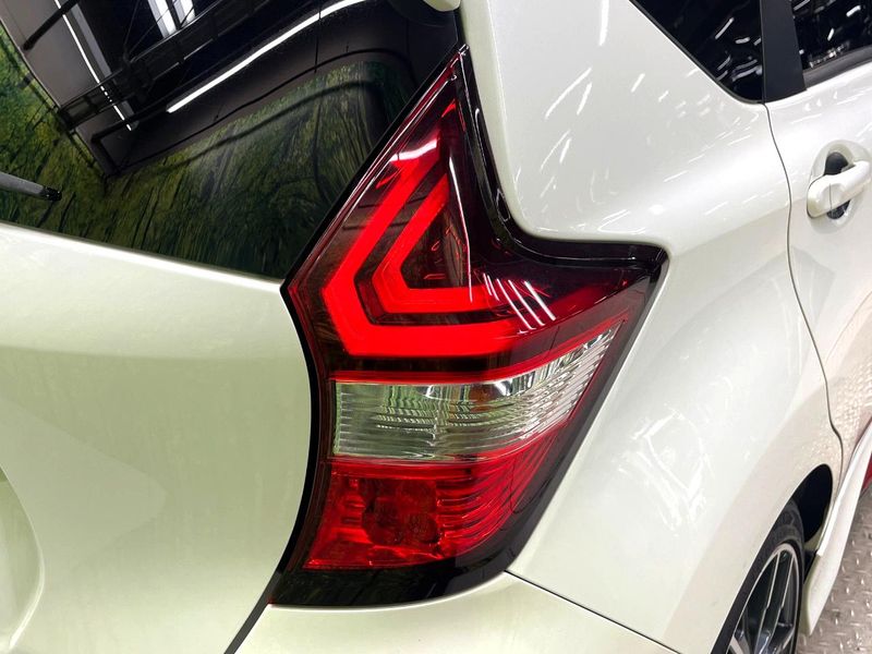 2018 Nissan Note DBA-E12改 (UW-6a96417d181d2)[25]