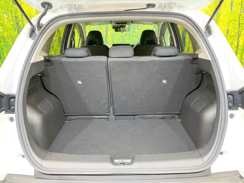 2021 Nissan Note 6AA-E13 (UW-6a96417d367dd)[26]