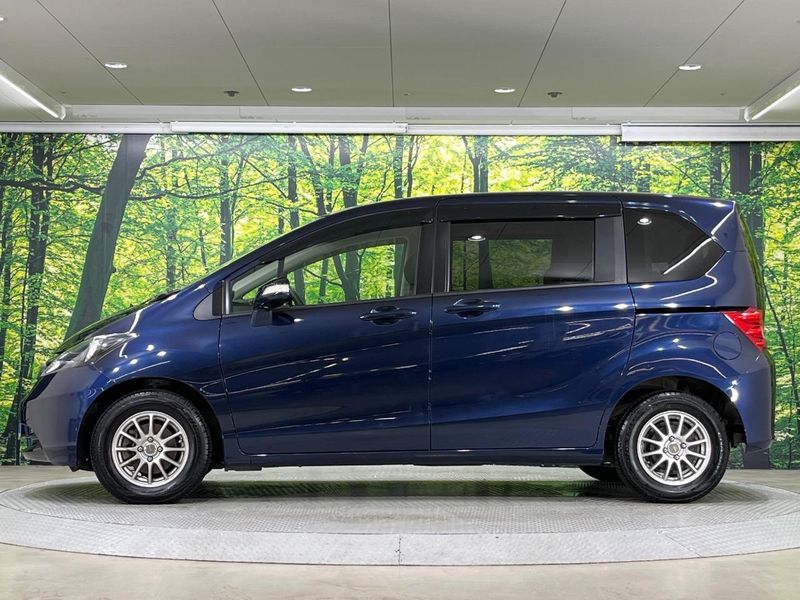 2009 Honda Freed DBA-GB3 (UW-6a96418f313f9)[12]