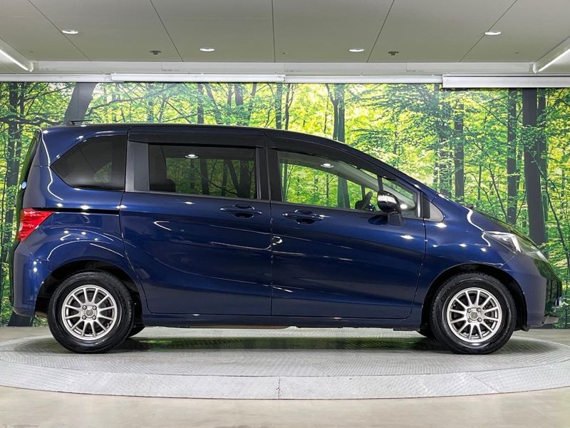2009 Honda Freed DBA-GB3 (UW-6a96418f313f9)[16]