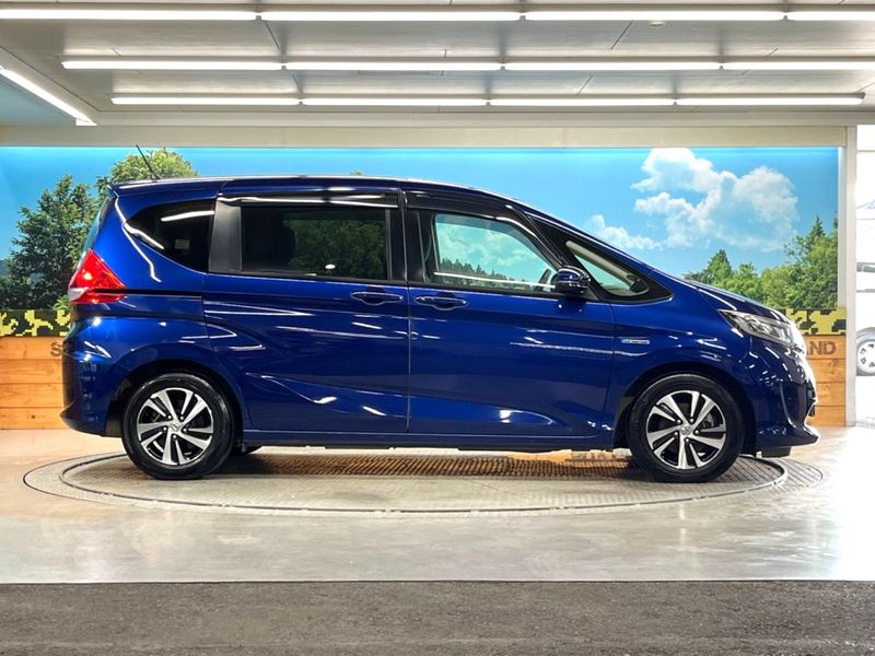 2017 Honda Freed hybrid DAA-GB7 (UW-6a9641940b096)[17]