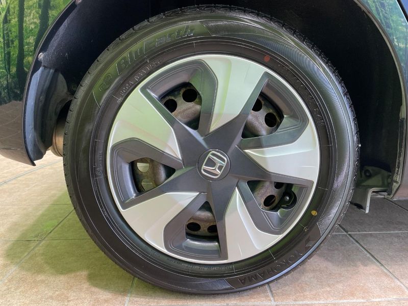 2016 Honda Fit Hybrid DAA-GP5 (UW-6a9641bcee50c)[15]
