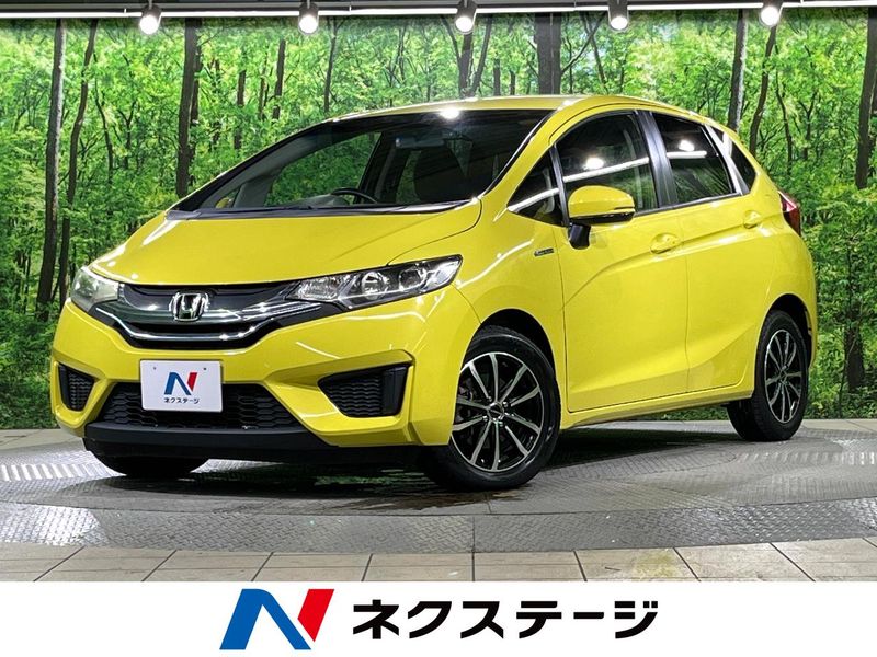 2014 Honda Fit Hybrid DAA-GP5 (UW-6a9641bee652f)[3]