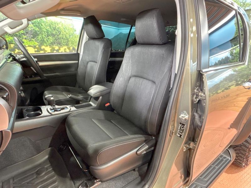 2023 Toyota Hilux 3DF-GUN125 (UW-6a9641dcb2859)[25]