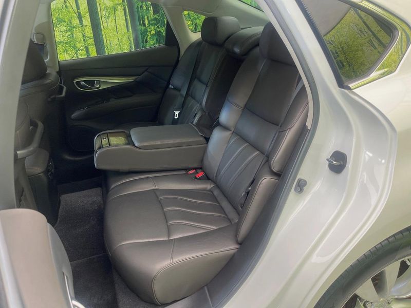 2013 Nissan FUGA HYBRID DAA-HY51 (UW-6a96420e9e027)[13]