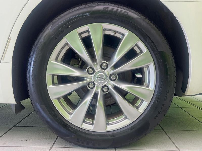 2013 Nissan FUGA HYBRID DAA-HY51 (UW-6a96420e9e027)[7]