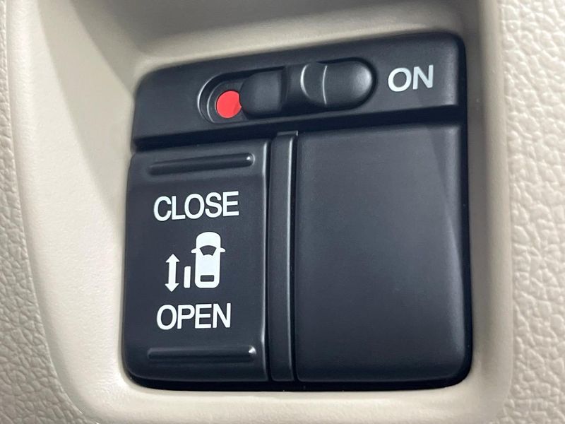 2013 Honda N-BOX DBA-JF1 (UW-6a96422703c00)[5]