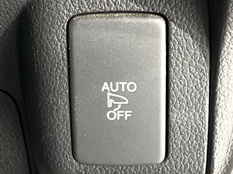 2015 Honda N-BOX CUSTOM DBA-JF1 (UW-6a96422aa8be7)[18]
