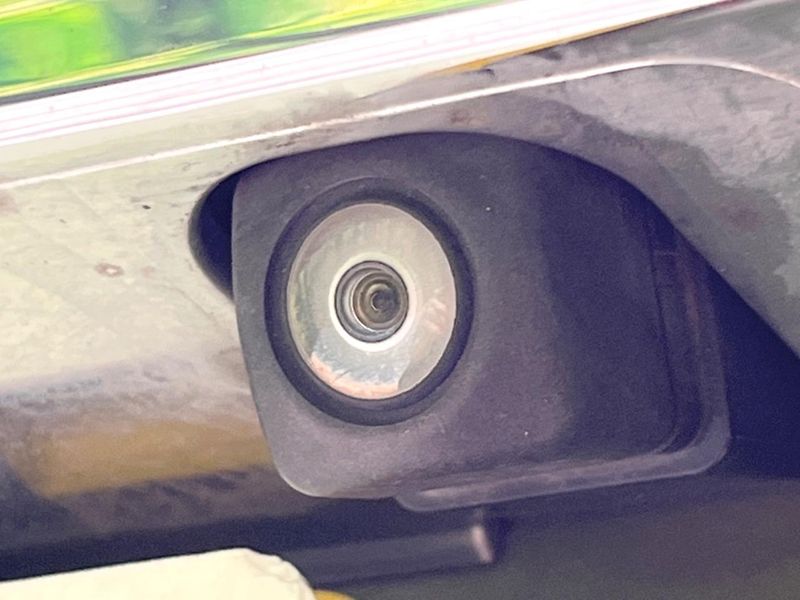 2017 Honda N-BOX Slash DBA-JF1 (UW-6a96423345624)[6]