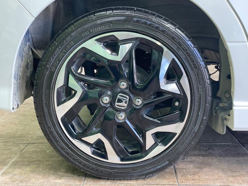 2020 Honda N-BOX CUSTOM 6BA-JF3 (UW-6a964247c461d)[24]