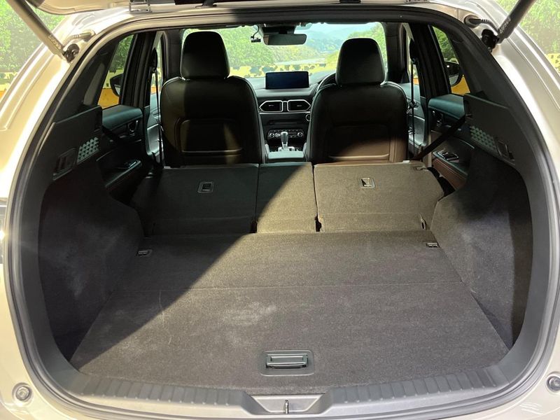 2023 Mazda CX-5 3DA-KF2P (UW-6a96428e5f39f)[14]