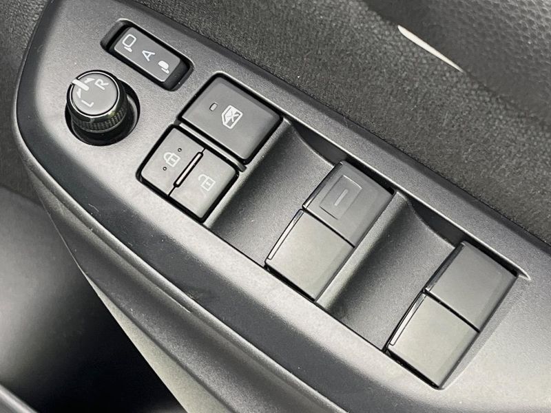 2021 Toyota Yaris 5BA-KSP210 (UW-6a96429fd6bbc)[6]