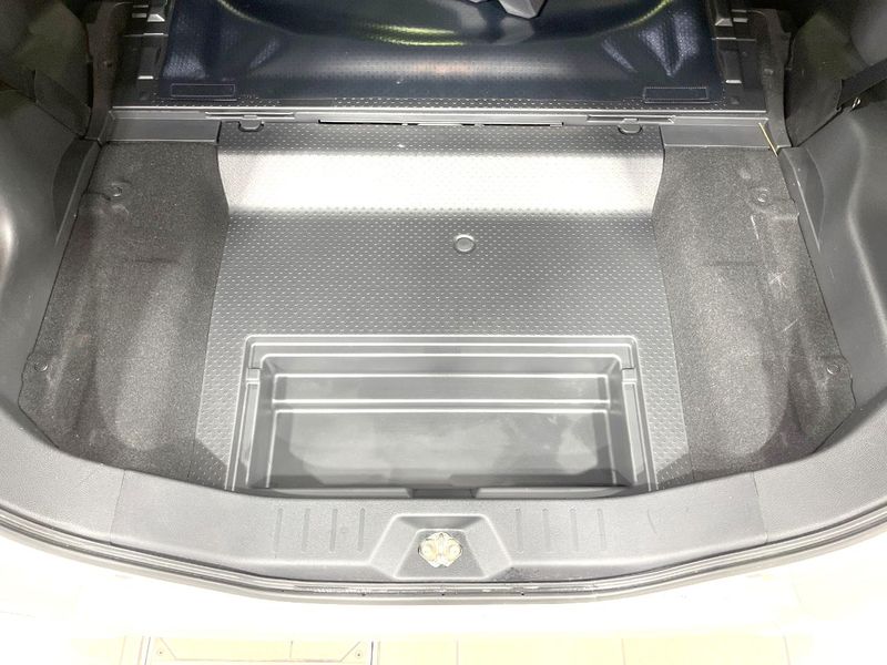 2018 Daihatsu Toll DBA-M900S (UW-6a96430eab03a)[28]
