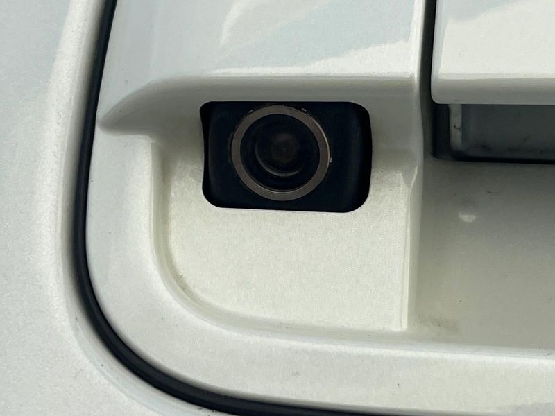 2013 Suzuki Wagon R Stingray DBA-MH34S (UW-6a96432e0923d)[23]