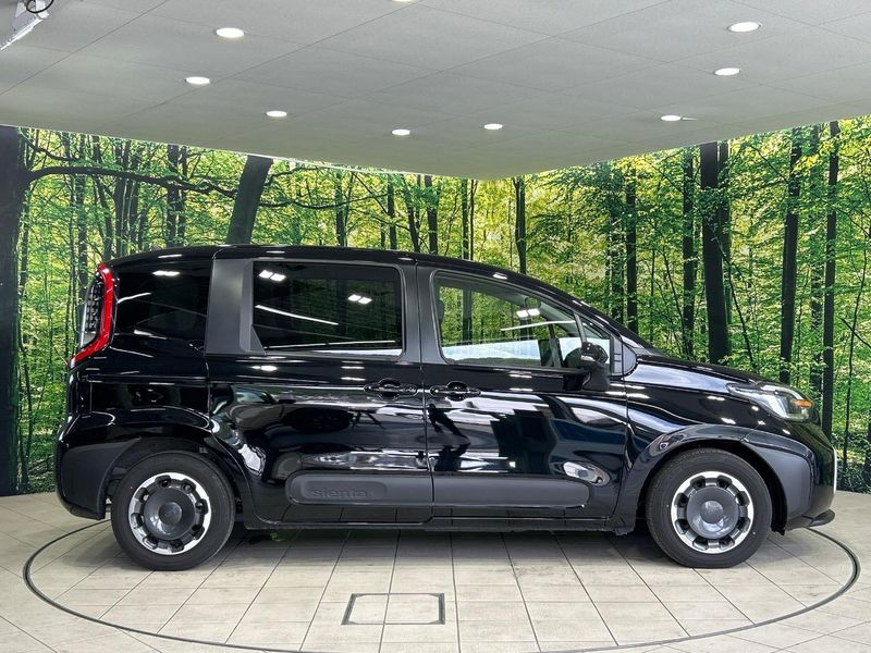 2024 Toyota Sienta 5BA-MXPC10G (UW-6a964396290c2)[26]