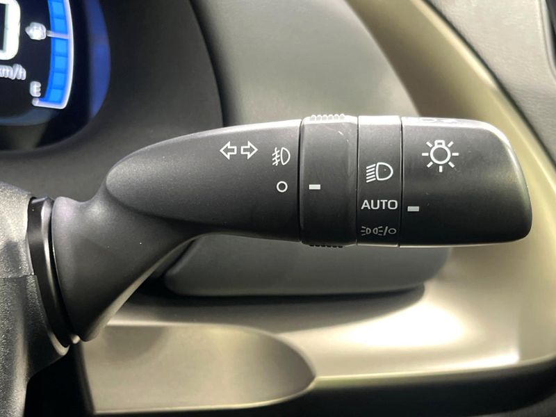 2024 Toyota Aqua 6AA-MXPK16 (UW-6a9643ac7b454)[28]
