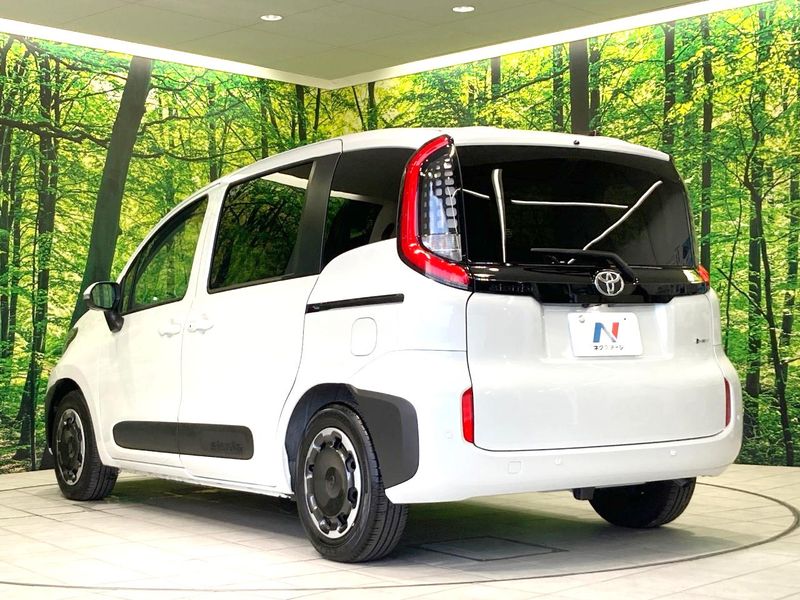 2025 Toyota Sienta 6AA-MXPL10G (UW-6a9643b52a80d)[12]
