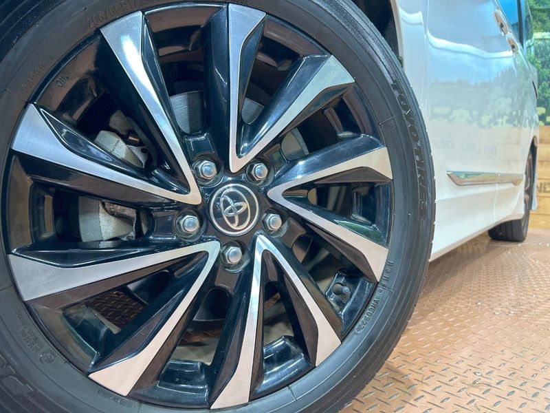 2022 Toyota Noah 6BA-MZRA90W (UW-6a9643d34e8d6)[7]