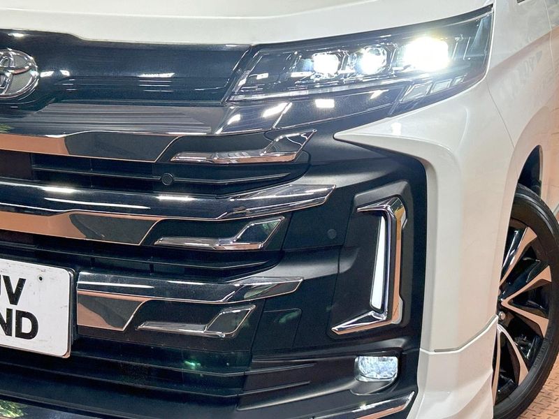 2022 Toyota Noah 6BA-MZRA90W (UW-6a9643d34e8d6)[6]